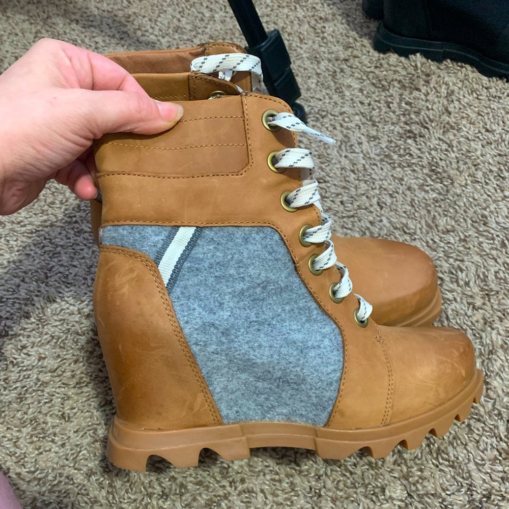 Sorel wedge booties